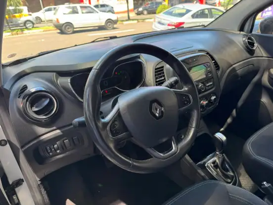 RENAULT-CAPTUR-1.6 16V SCE FLEX LIFE X-TRONIC RENAULT-CAPTUR-2018