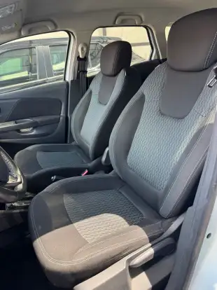 RENAULT-CAPTUR-2018