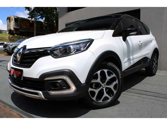RENAULT-CAPTUR-2021