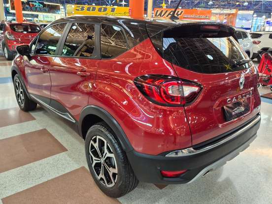 RENAULT-CAPTUR-2022