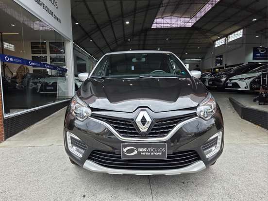 RENAULT-CAPTUR-2020
