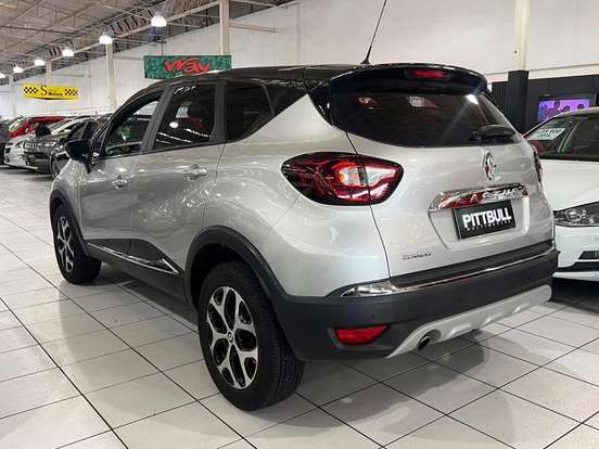 RENAULT-CAPTUR-2019