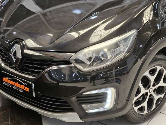 RENAULT-CAPTUR-2018