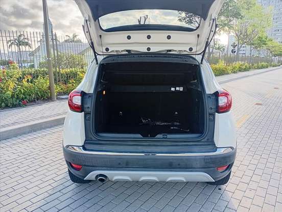 RENAULT-CAPTUR-2019