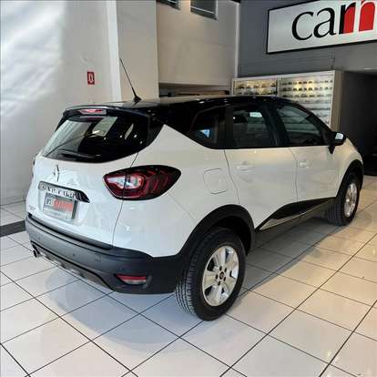 RENAULT-CAPTUR-2020