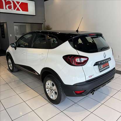 RENAULT-CAPTUR-2020