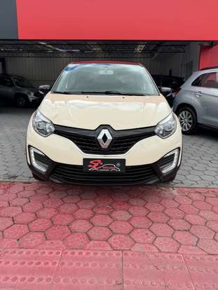 RENAULT-CAPTUR-2018