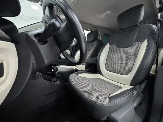 RENAULT-CAPTUR-2018