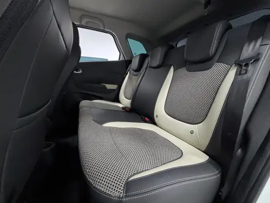 RENAULT-CAPTUR-2018