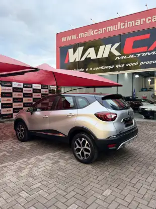 RENAULT-CAPTUR-2020