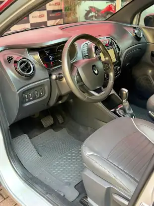 RENAULT-CAPTUR-2020