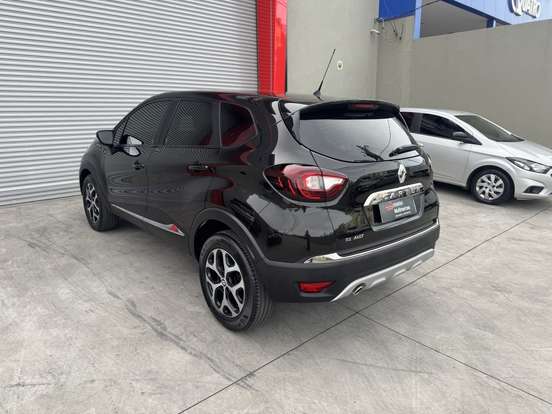 RENAULT-CAPTUR-2019