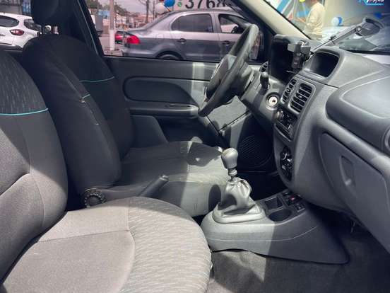 RENAULT-CLIO-1.0 EXPRESSION 16V FLEX 4P MANUAL RENAULT-CLIO-2015