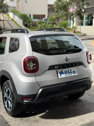 RENAULT-DUSTER-2022