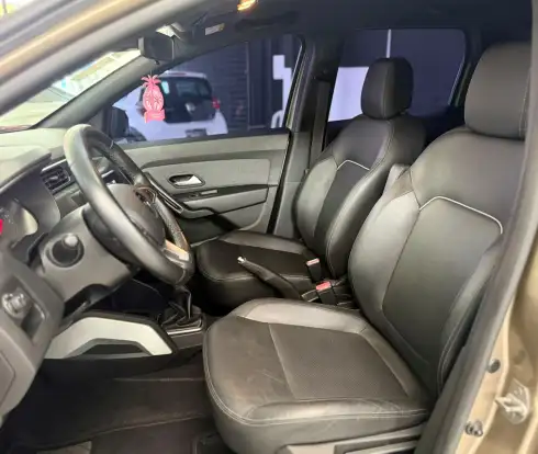 RENAULT-DUSTER-2021