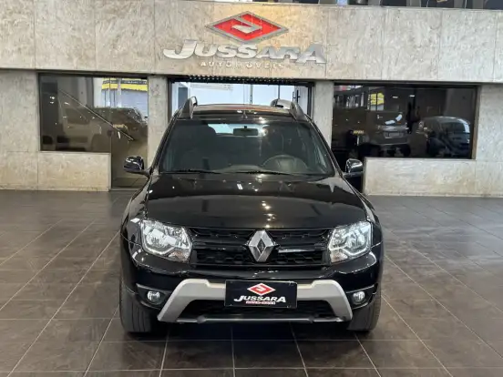 RENAULT-DUSTER-2015