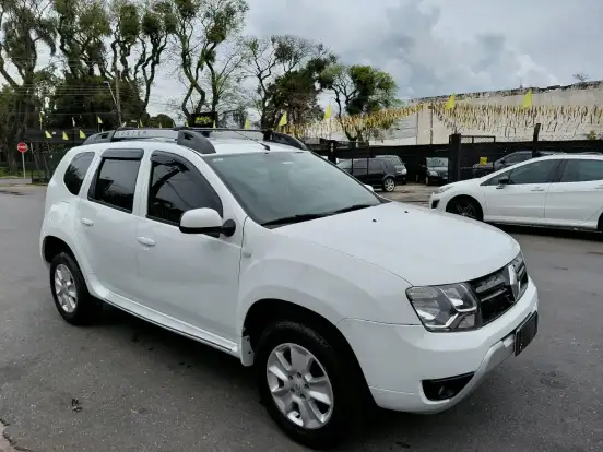 RENAULT-DUSTER-2016