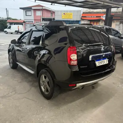 RENAULT-DUSTER-2013
