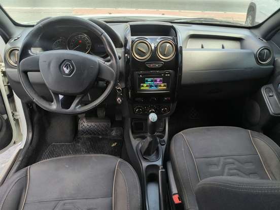 RENAULT-DUSTER-2019