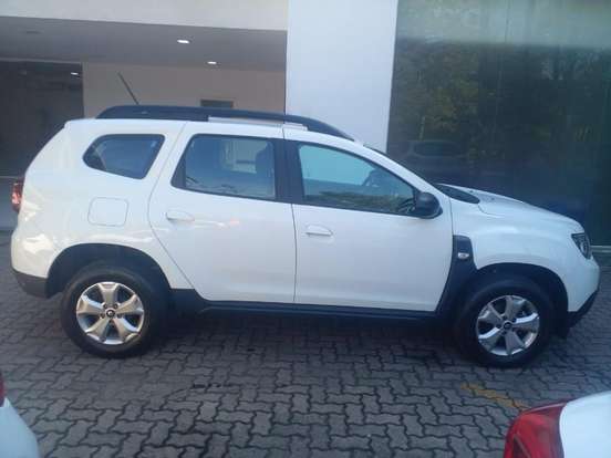 RENAULT-DUSTER-2025