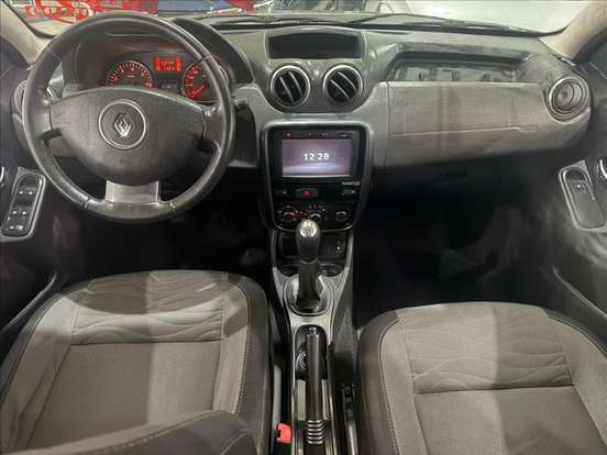 RENAULT-DUSTER-2013