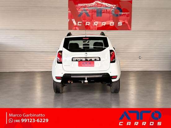 RENAULT-DUSTER-2016