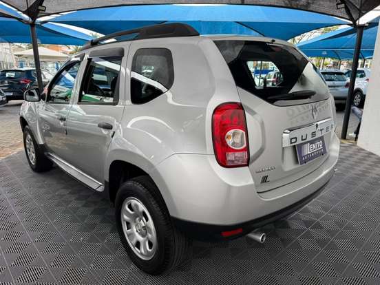 RENAULT-DUSTER-2013