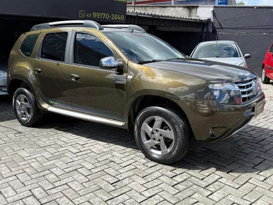 RENAULT-DUSTER-2013