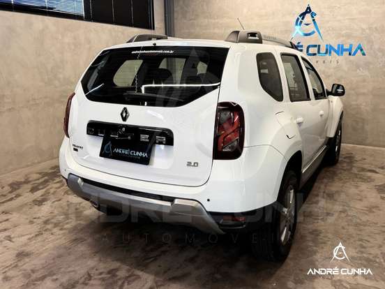 RENAULT-DUSTER-2018