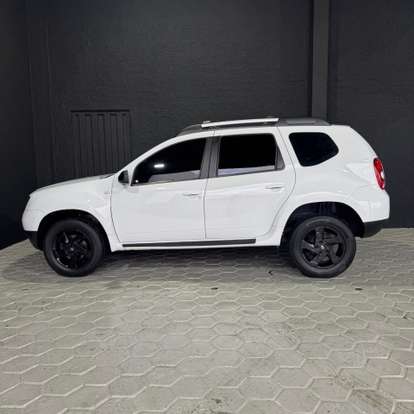 RENAULT-DUSTER-2.0 DYNAMIQUE 4X2 16V FLEX 4P AUTOMÁTICO RENAULT-DUSTER-2013