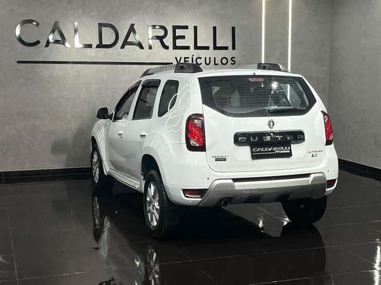 RENAULT-DUSTER-2015