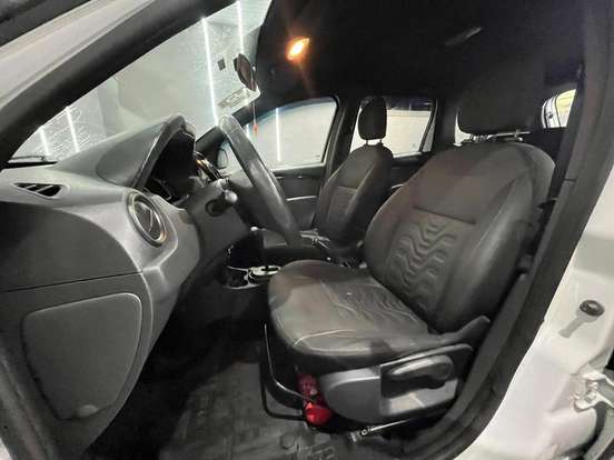 RENAULT-DUSTER-2015