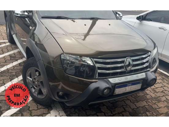 RENAULT-DUSTER-2012