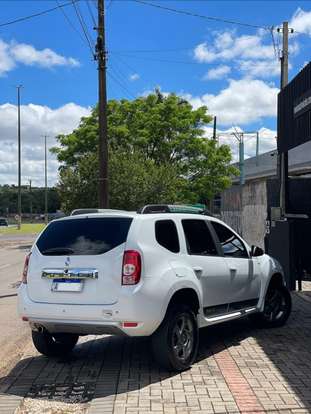 RENAULT-DUSTER-2013