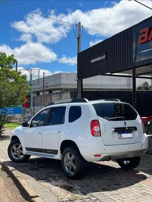 RENAULT-DUSTER-2013
