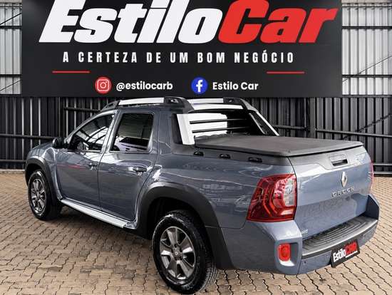 RENAULT-DUSTER OROCH-2016
