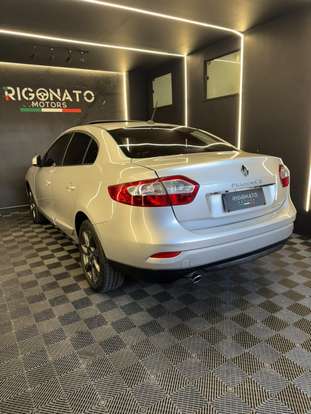 RENAULT-FLUENCE-2012