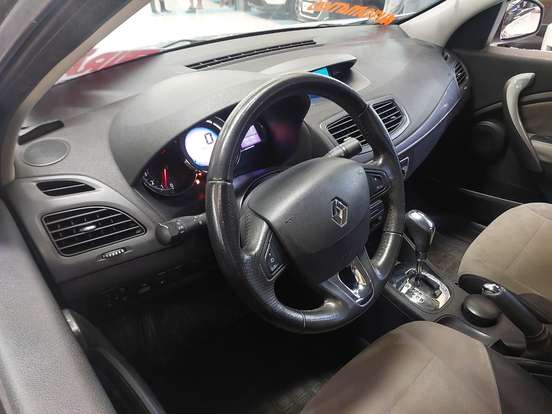 RENAULT-FLUENCE-2016