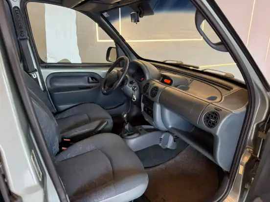 RENAULT-KANGOO-2000