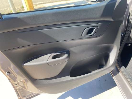RENAULT-KWID-2026