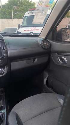 RENAULT-KWID-2022