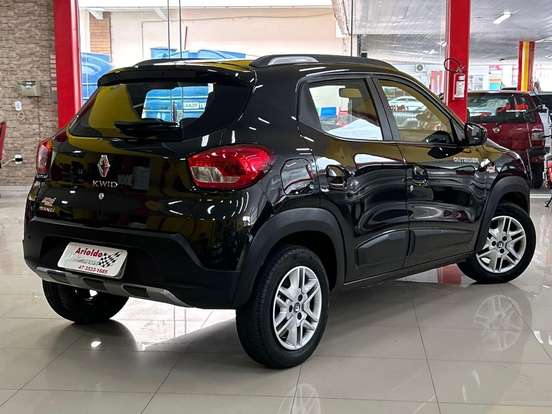 RENAULT-KWID-1.0 12V SCE FLEX OUTSIDER MANUAL RENAULT-KWID-2019