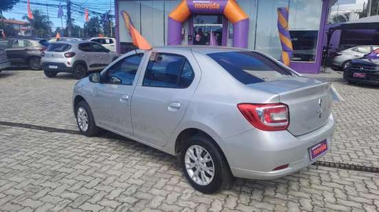 RENAULT-LOGAN-2024