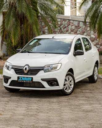RENAULT-LOGAN-2024