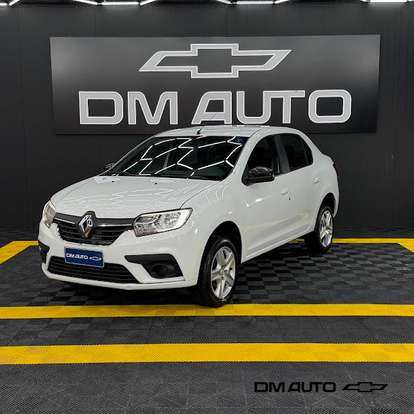 RENAULT-LOGAN-2022