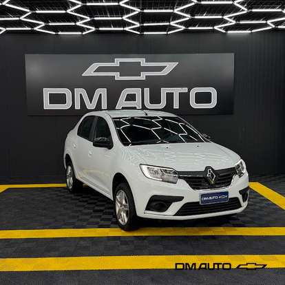 RENAULT-LOGAN-2022