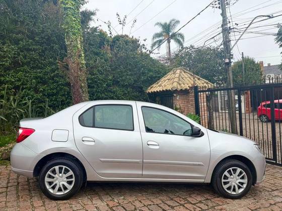 RENAULT LOGAN 1.0 12V SCE FLEX ZEN MANUAL