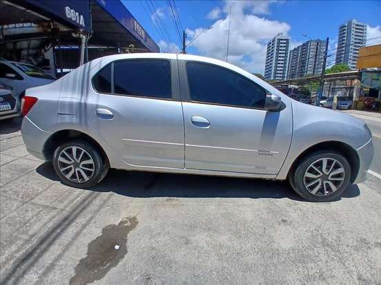 RENAULT-LOGAN-1.0 EXPRESSION 16V FLEX 4P MANUAL RENAULT-LOGAN-2015