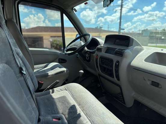 RENAULT-MASTER-2007