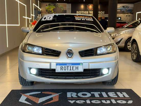 RENAULT-MEGANE-2008